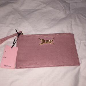 Wristlet
